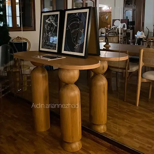 کنسول چوبی کلاسیک